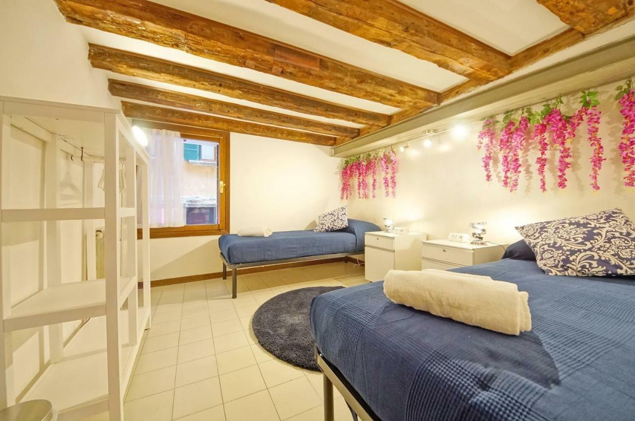 Calle Dei Fabbri San Marco Apartment เวนิส ภายนอก รูปภาพ