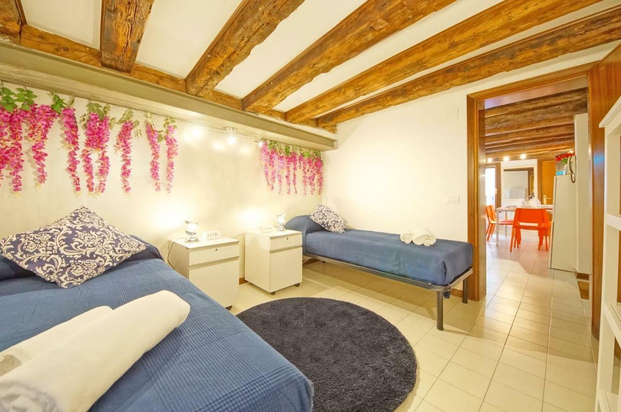 Calle Dei Fabbri San Marco Apartment เวนิส ภายนอก รูปภาพ