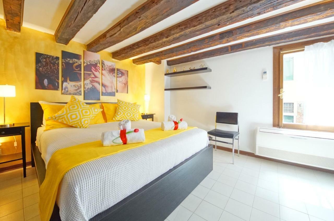 Calle Dei Fabbri San Marco Apartment เวนิส ภายนอก รูปภาพ