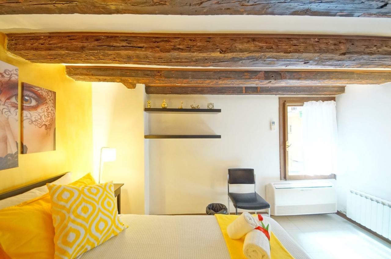 Calle Dei Fabbri San Marco Apartment เวนิส ภายนอก รูปภาพ