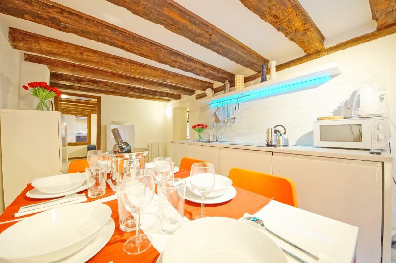 Calle Dei Fabbri San Marco Apartment เวนิส ภายนอก รูปภาพ